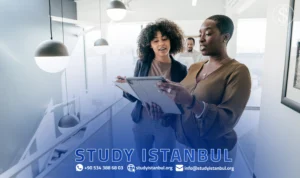 كيف تبني حياتك المهنية قبل التخرج؟