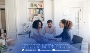 كيف تبني حياتك المهنية قبل التخرج؟
